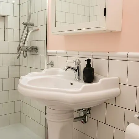 Aleapartament Апартаменти